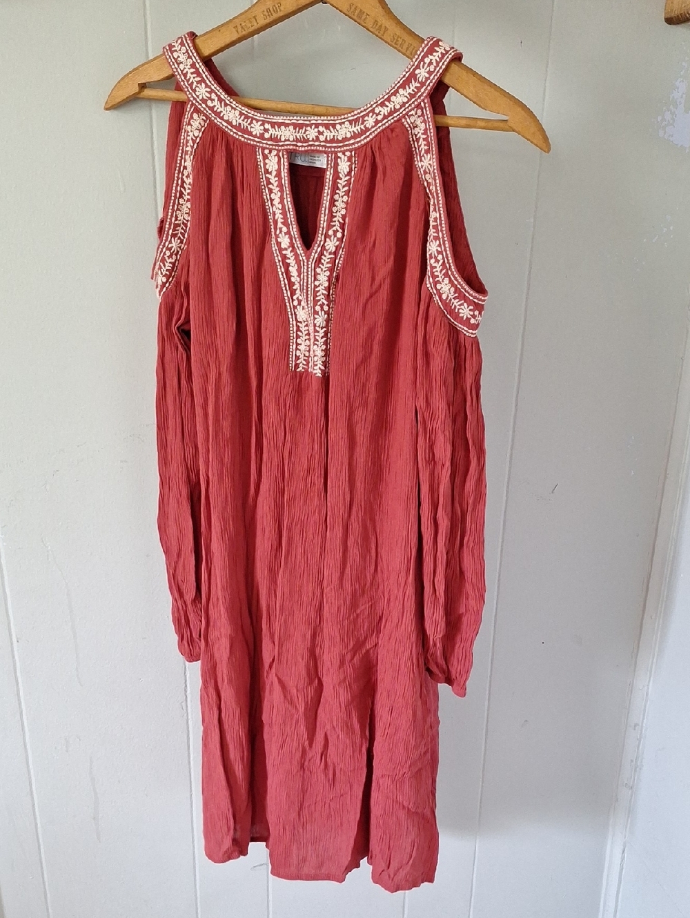 Time and Tru Rust Red Womens Top